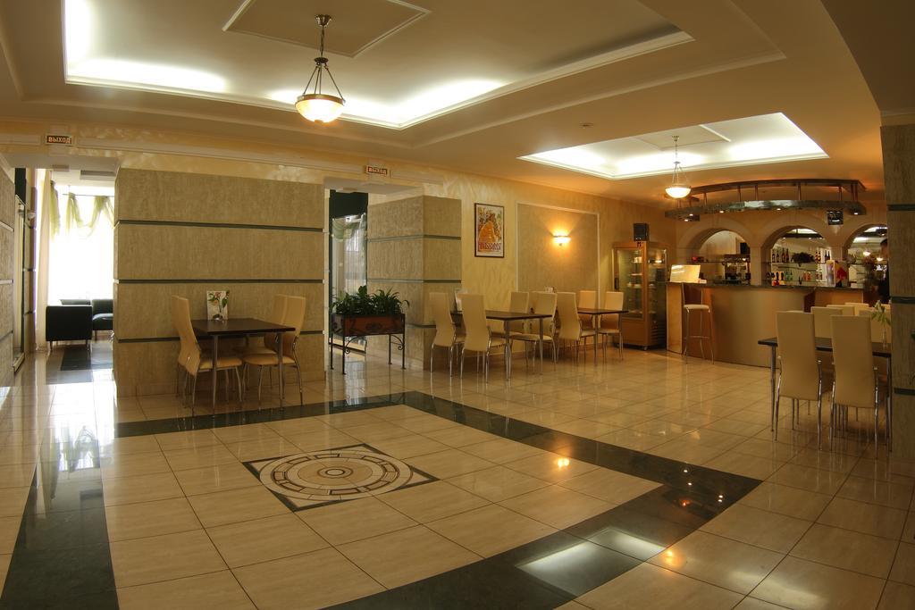 Almaz Hotel Čeljabinsk Exteriér fotografie